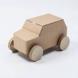 Carton Car with Movable Wheels